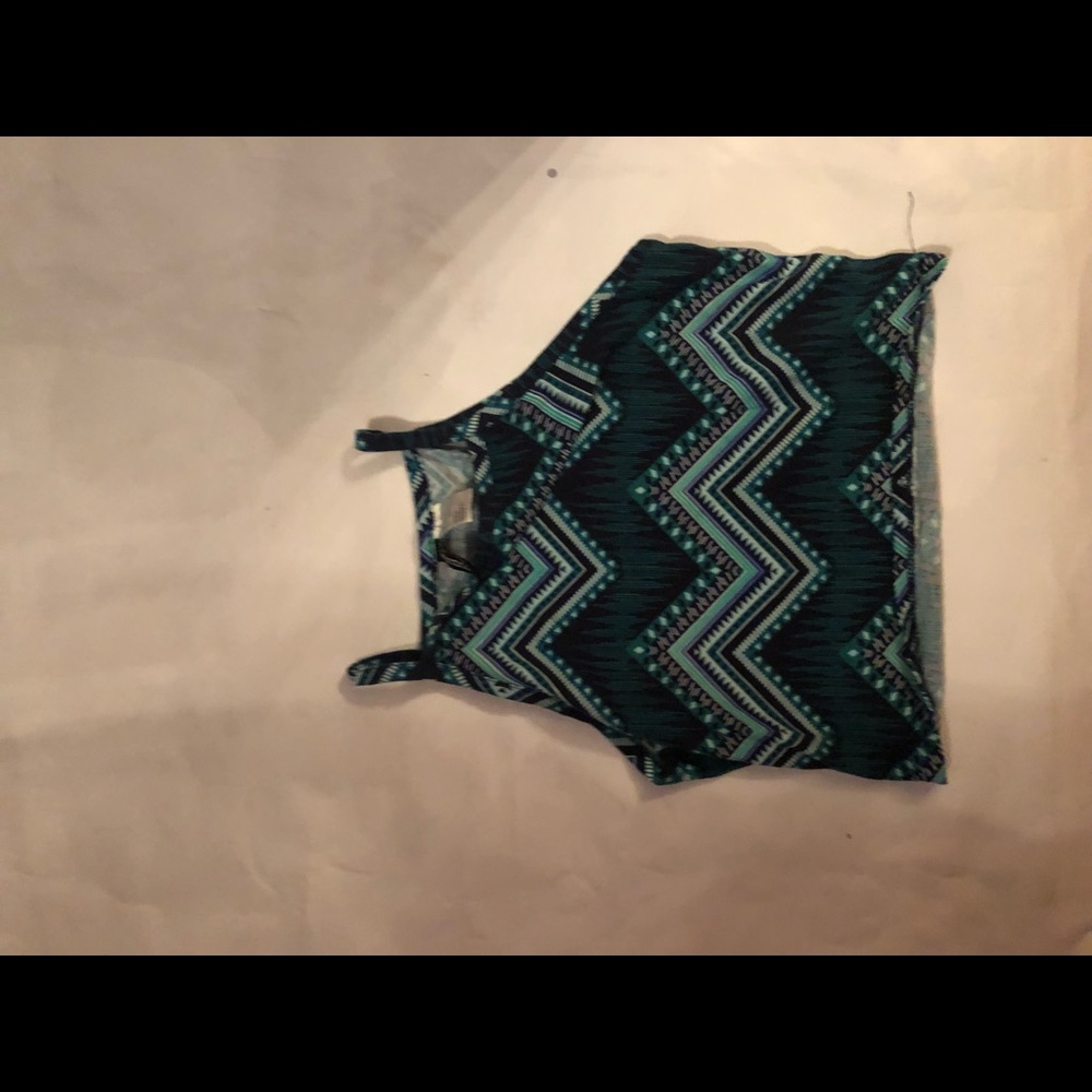 CUTE TRIBAL CROP TOP